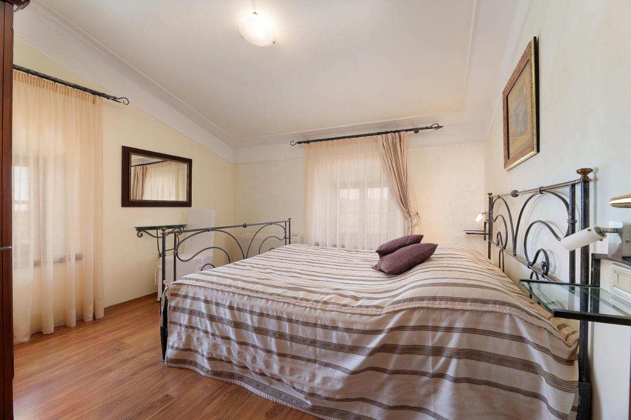 Casa Rustica Dva Baladura Apartments Канфанар Екстериор снимка